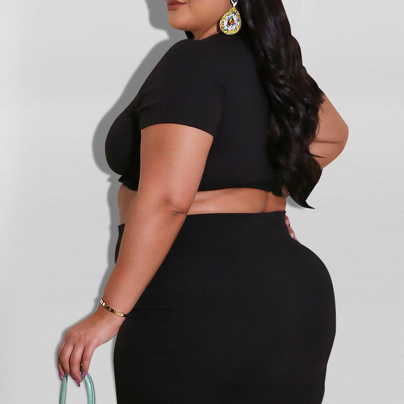 Plus size black crop top and long skirt matching set