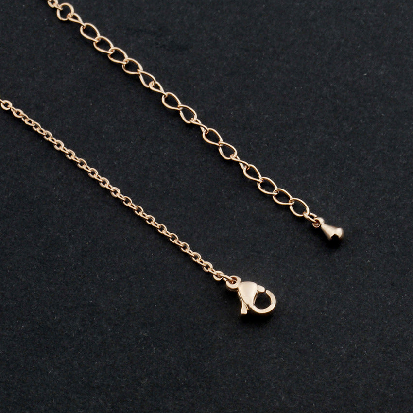 Moon shape necklace