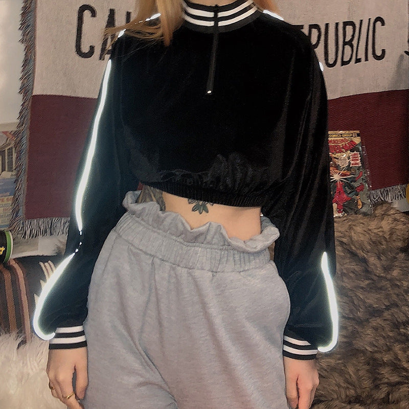 Reflective collar cropped sweater